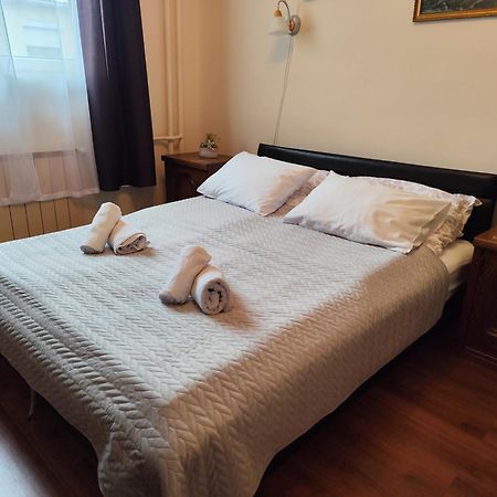 Bazilika Vendégház Eger Esterno foto