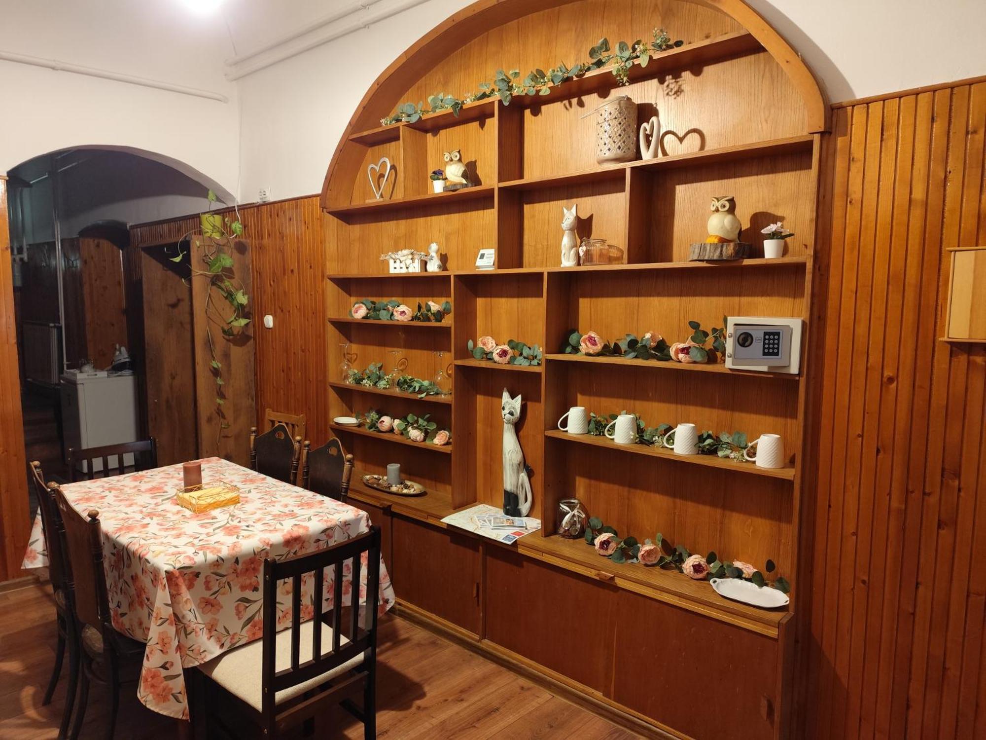 Bazilika Vendégház Eger Esterno foto