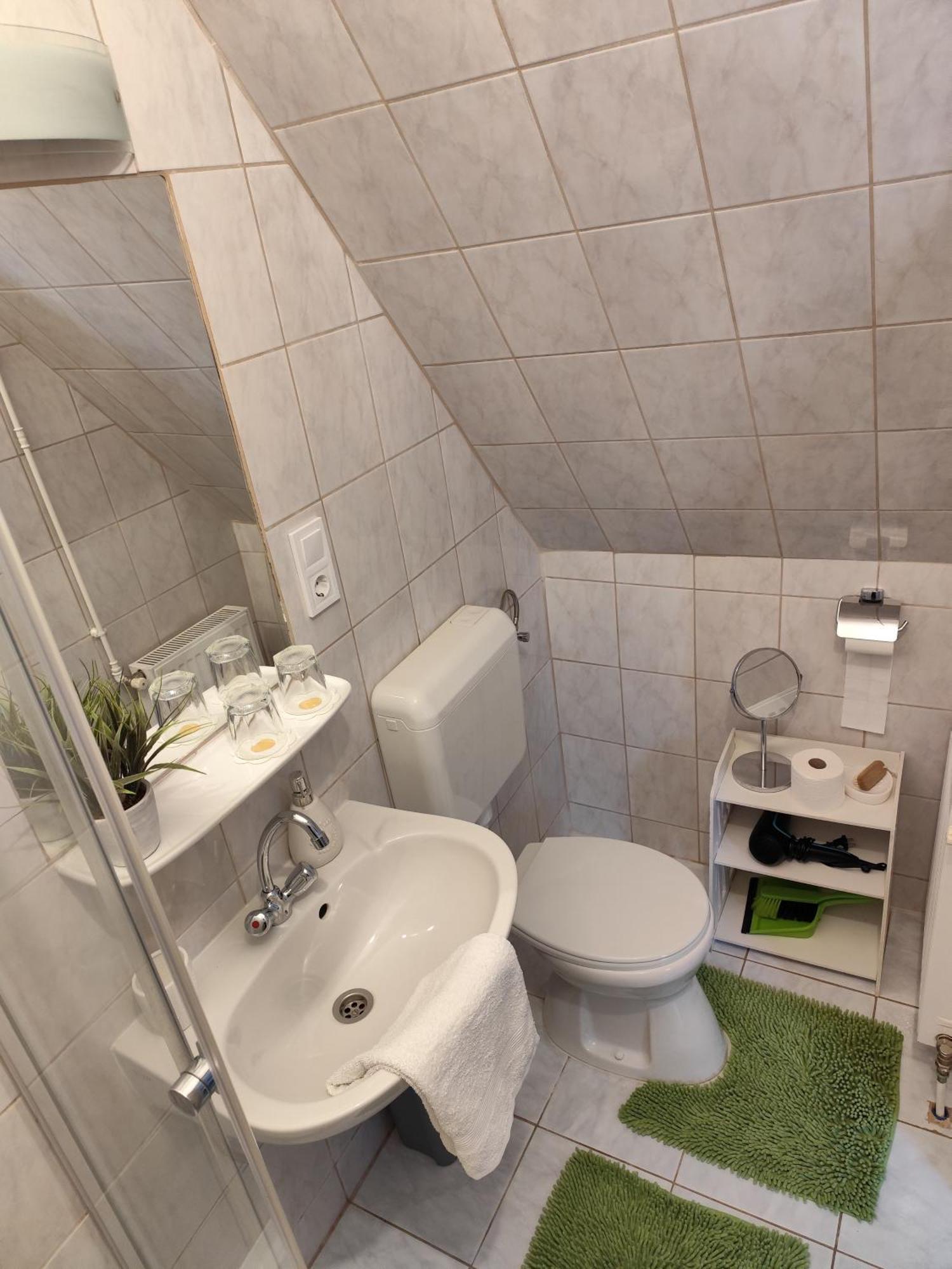 Bazilika Vendégház Eger Esterno foto