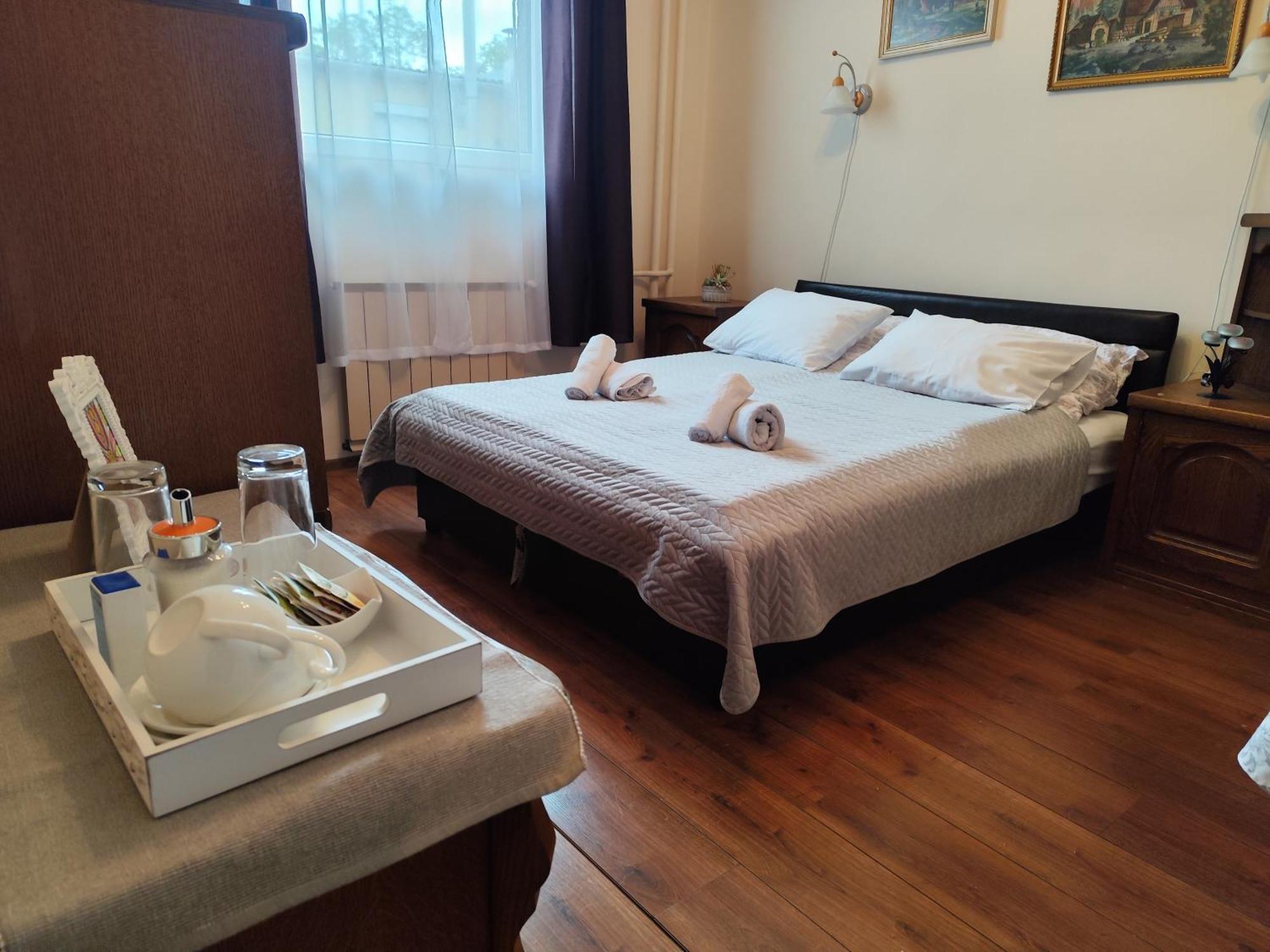 Bazilika Vendégház Eger Esterno foto